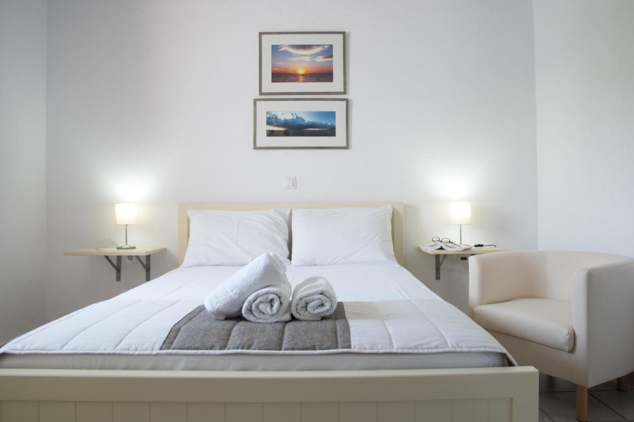 Aktaia Apartment สกีรอส ภายนอก รูปภาพ